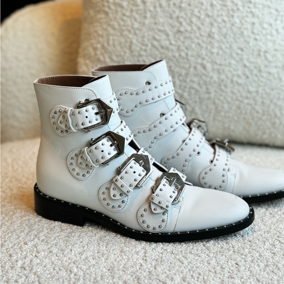Givenchy leather buckled boots - Picture 2 of 6